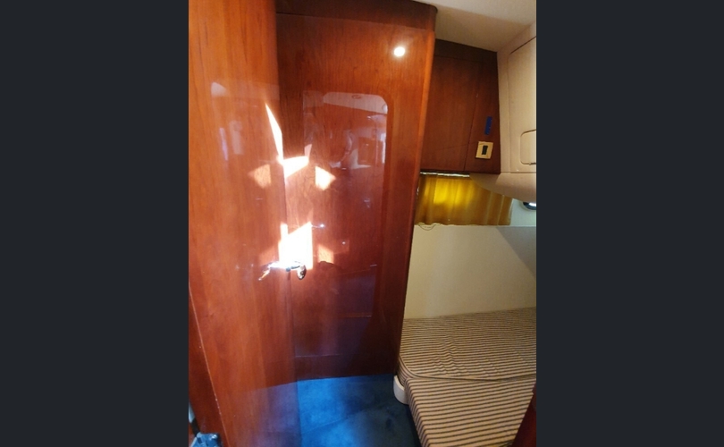 Princess 38 Fly-kuva-9